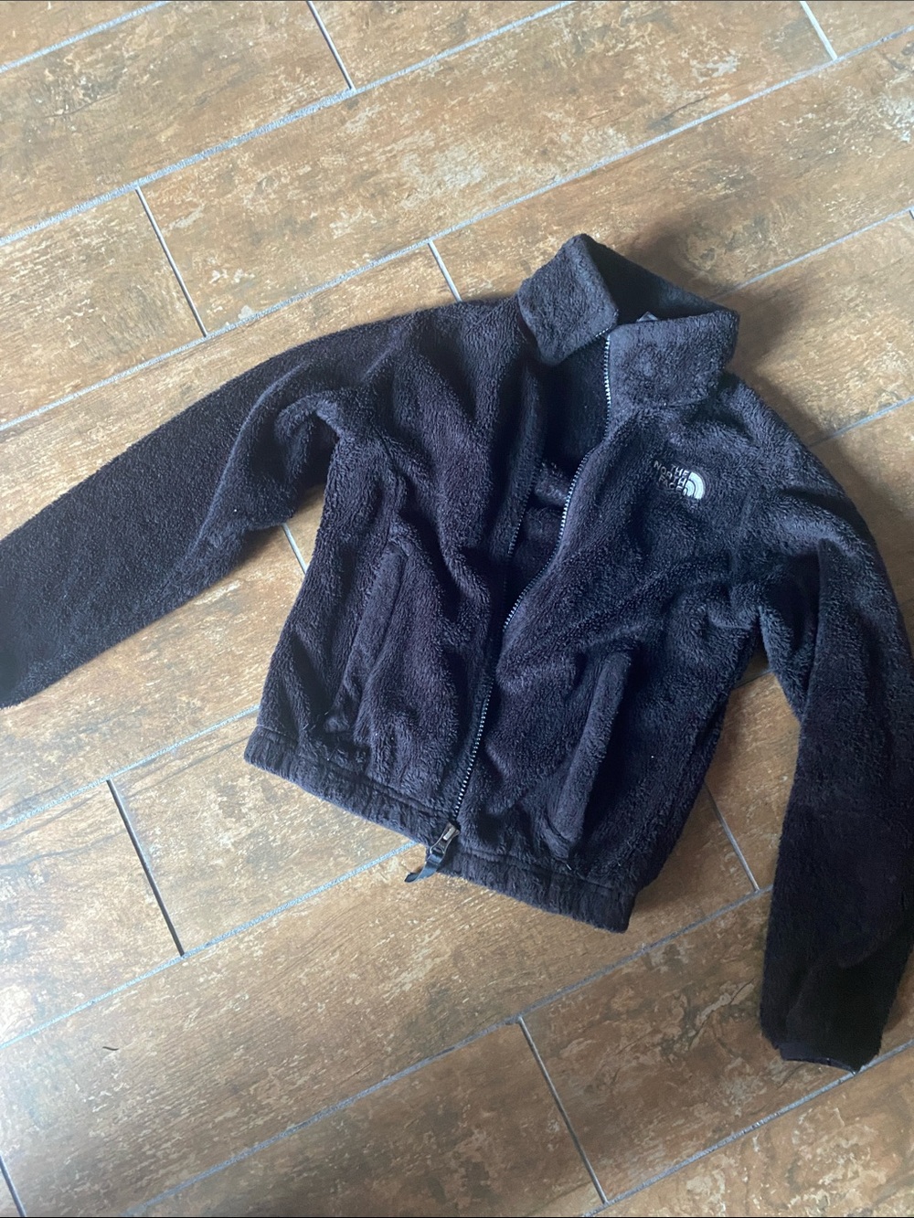 The North Face Black Sherpa Zip-Up Jacket. Girls sz small (7/8). Good condition.